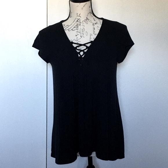 Hollister soft ribbed viscose blend lace up t-shirt - Picture 2 of 6